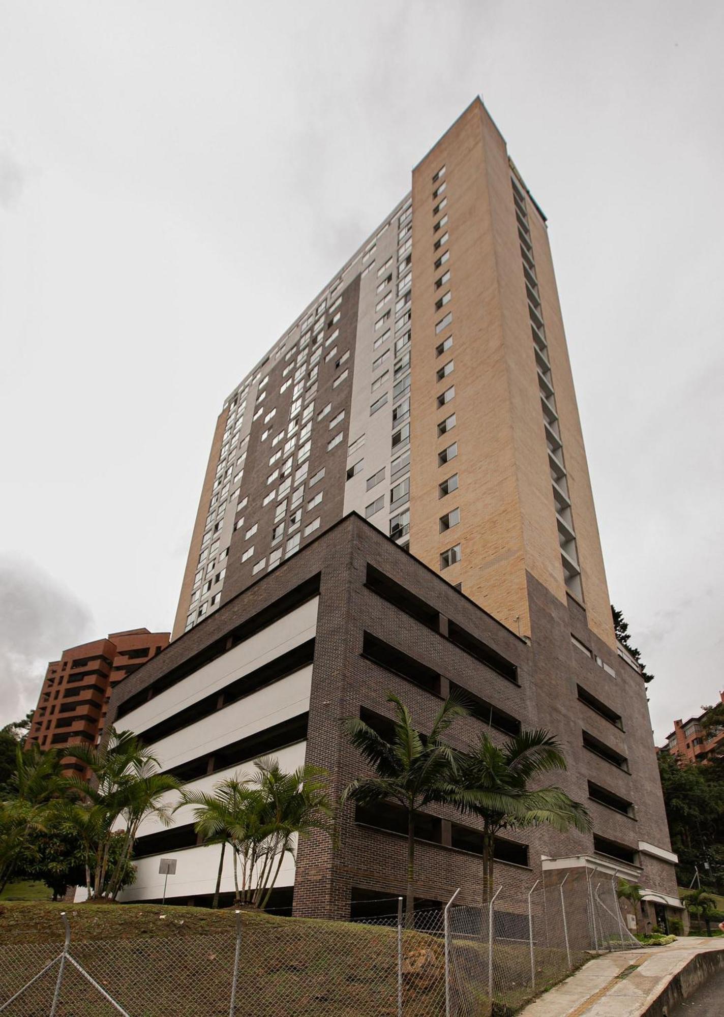 Apartasuite Moderno. Gran Vista. Medellin Ngoại thất bức ảnh